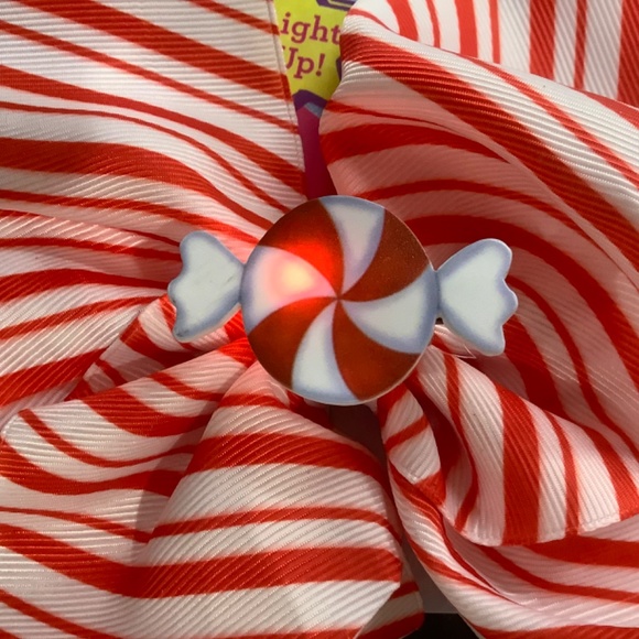 JoJo Siwa Set of 3 Clip-On 8 Inch Girl's Bows - Picture 6 of 6